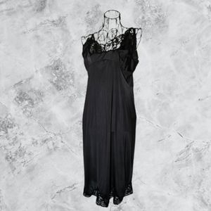 Vintage Wonder Maid Non Cling Slip